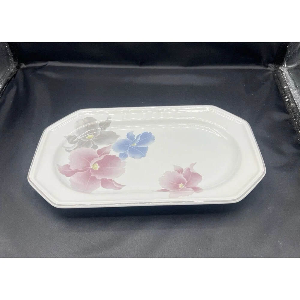 Mikasa Continental Beau Monde F3007 Octagonal Serving Platter 11.5” Orchid Japan